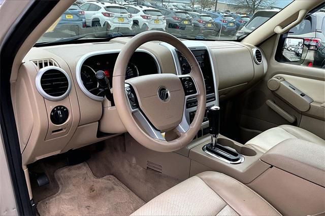 used 2007 Mercury Mountaineer car, priced at $5,900