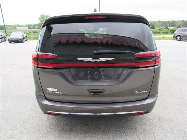 used 2022 Chrysler Pacifica Hybrid car, priced at $26,999