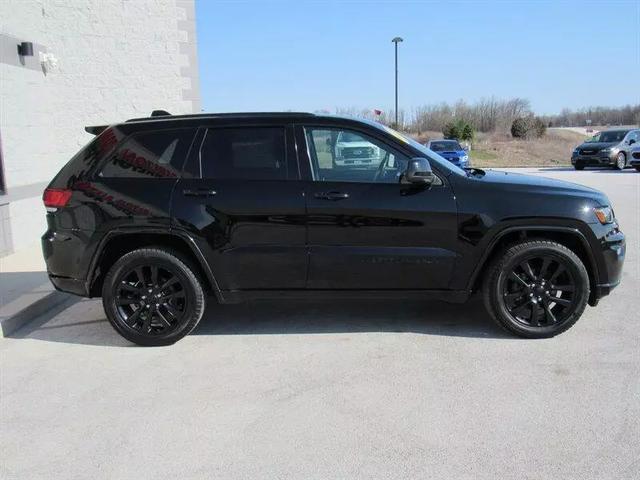 used 2019 Jeep Grand Cherokee car, priced at $18,999