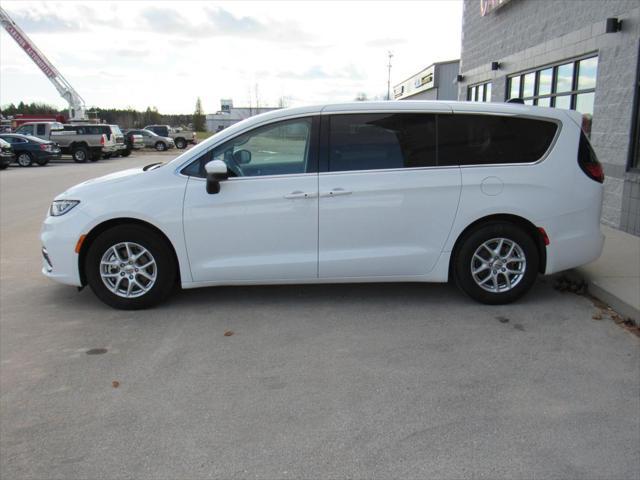 used 2023 Chrysler Pacifica car, priced at $26,999