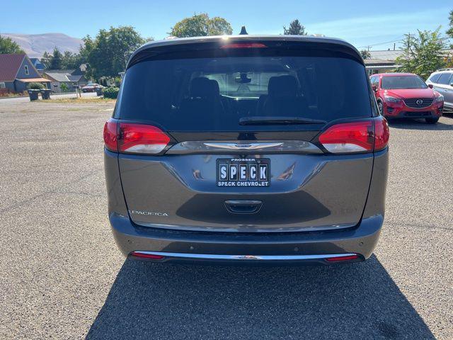 used 2020 Chrysler Pacifica car, priced at $18,158