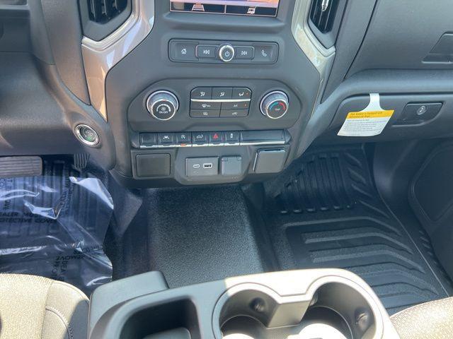 new 2025 Chevrolet Silverado 1500 car, priced at $38,990