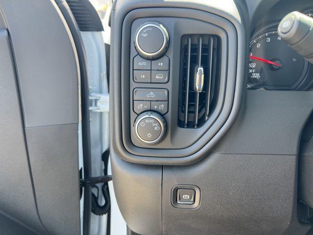 new 2025 Chevrolet Silverado 1500 car, priced at $38,990