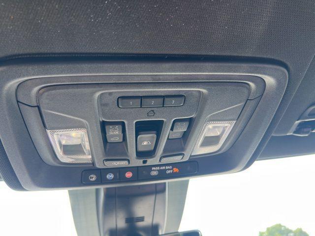 used 2022 Chevrolet Silverado 3500 car, priced at $60,087