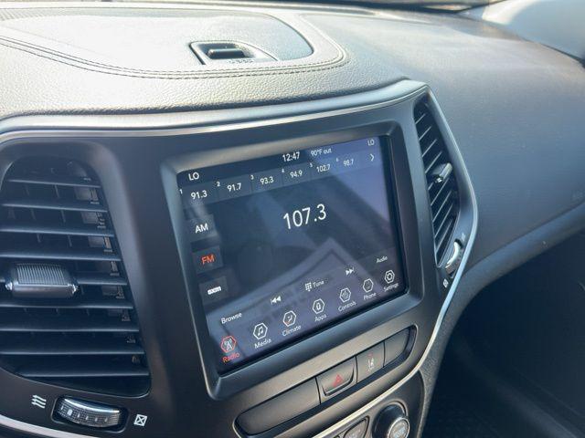 used 2022 Jeep Cherokee car, priced at $23,066