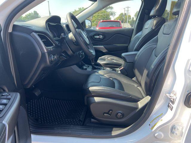 used 2022 Jeep Cherokee car, priced at $23,066