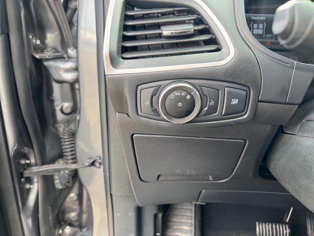 used 2023 Ford Edge car, priced at $20,106