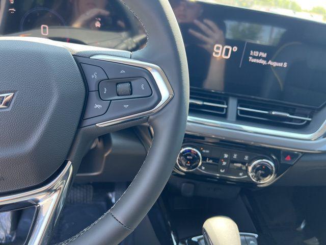 new 2025 Chevrolet Trax car, priced at $26,190