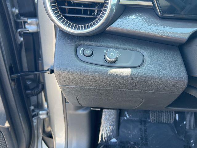 new 2025 Chevrolet Trax car, priced at $26,190