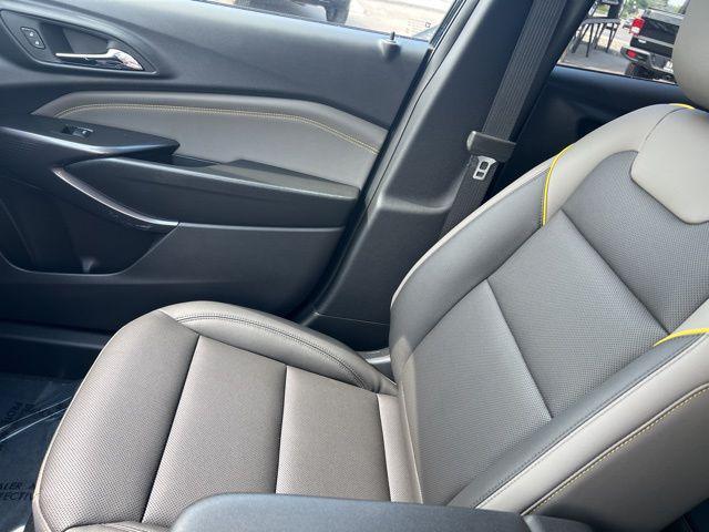 new 2025 Chevrolet Trax car, priced at $26,835