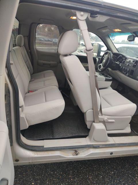 used 2009 Chevrolet Silverado 2500 car, priced at $21,913