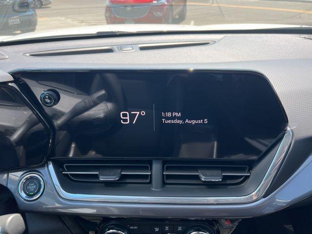 new 2025 Chevrolet Trax car, priced at $26,190