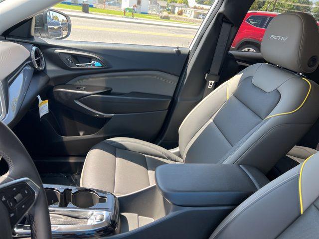 new 2025 Chevrolet Trax car, priced at $26,190