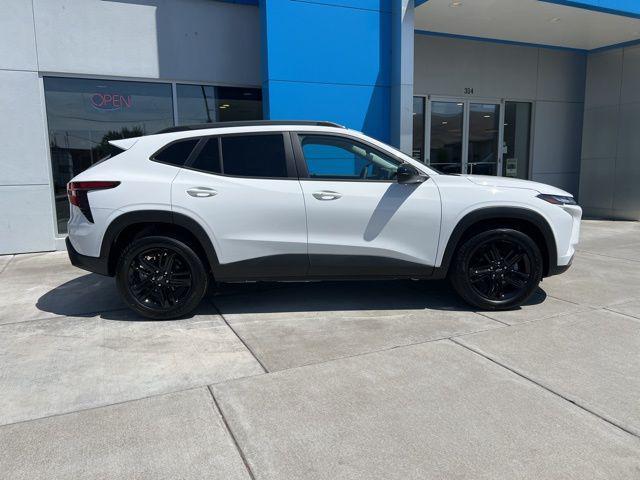 new 2025 Chevrolet Trax car, priced at $26,190