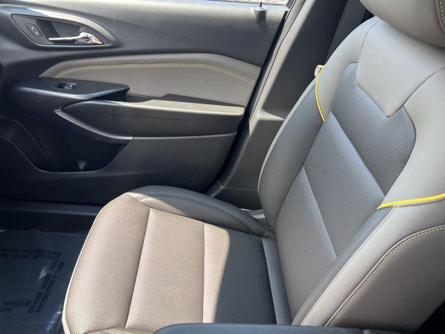 new 2025 Chevrolet Trax car, priced at $26,190