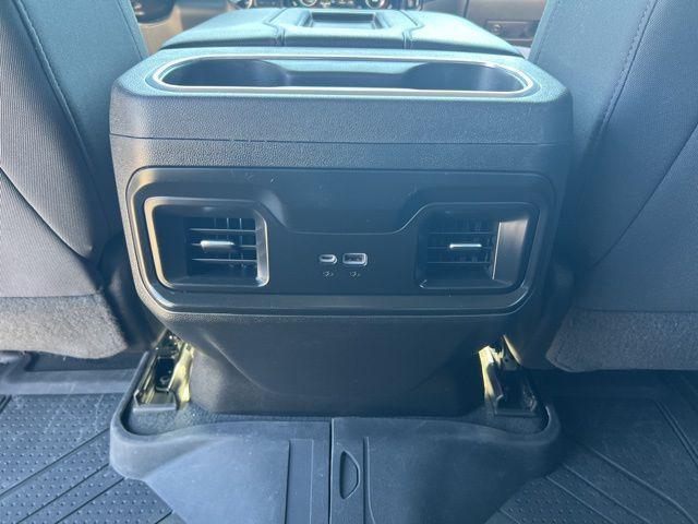 used 2022 Chevrolet Silverado 1500 car, priced at $30,812