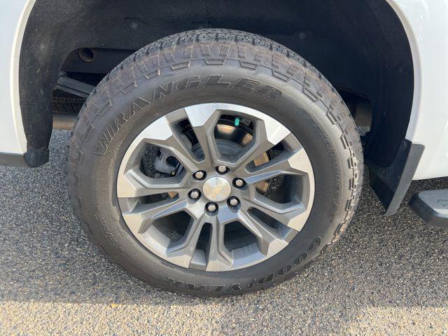 used 2022 Chevrolet Silverado 1500 car, priced at $50,361