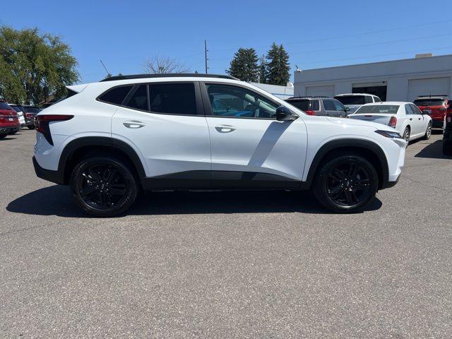 new 2025 Chevrolet Trax car, priced at $26,190
