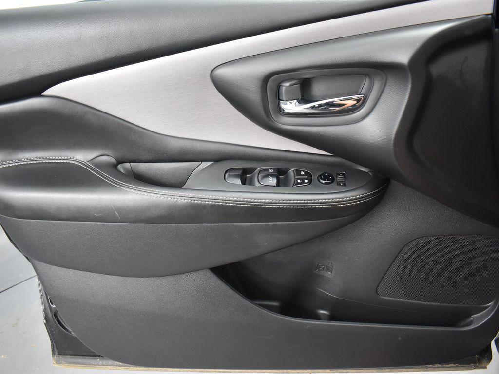 used 2023 Nissan Murano car, priced at $23,900