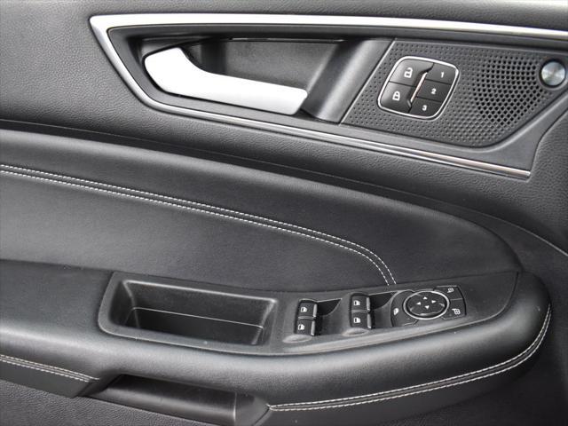 used 2022 Ford Edge car, priced at $20,000