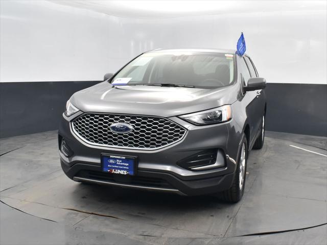 used 2024 Ford Edge car, priced at $27,000