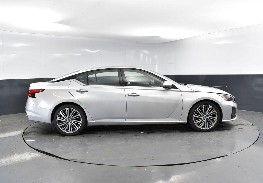 used 2023 Nissan Altima car, priced at $21,290