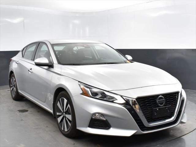 used 2022 Nissan Altima car, priced at $19,900