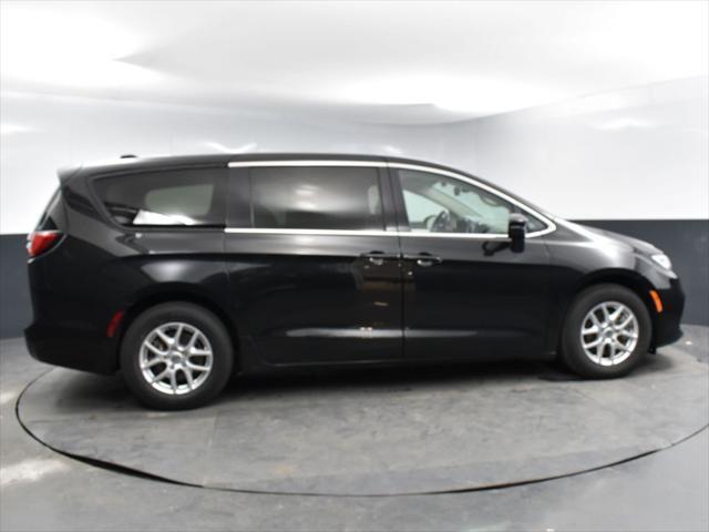 used 2023 Chrysler Pacifica car, priced at $23,000