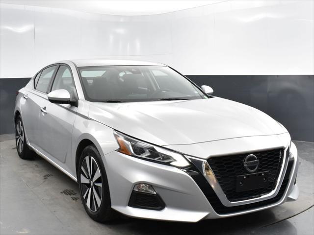 used 2022 Nissan Altima car, priced at $19,900