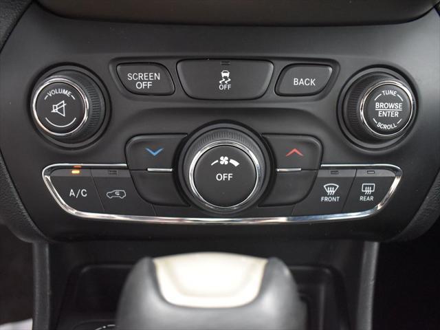 used 2015 Jeep Cherokee car, priced at $9,000