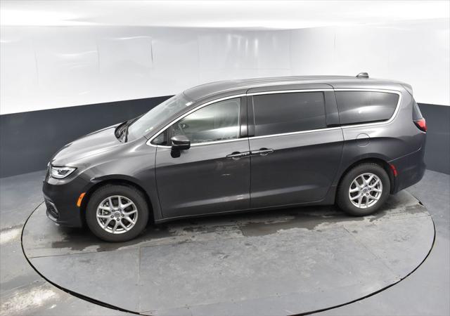 used 2023 Chrysler Pacifica car, priced at $24,000