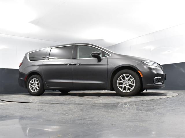 used 2023 Chrysler Pacifica car, priced at $24,000
