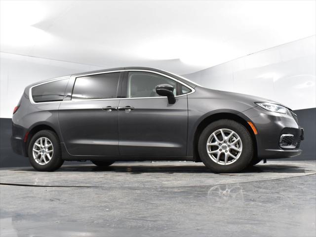 used 2023 Chrysler Pacifica car, priced at $24,000