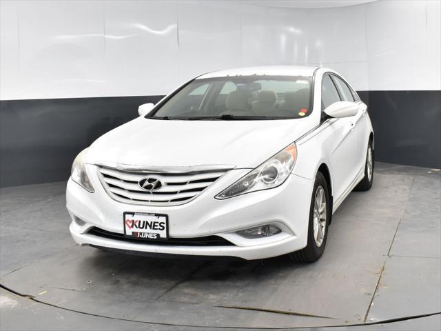 used 2013 Hyundai Sonata car, priced at $5,900