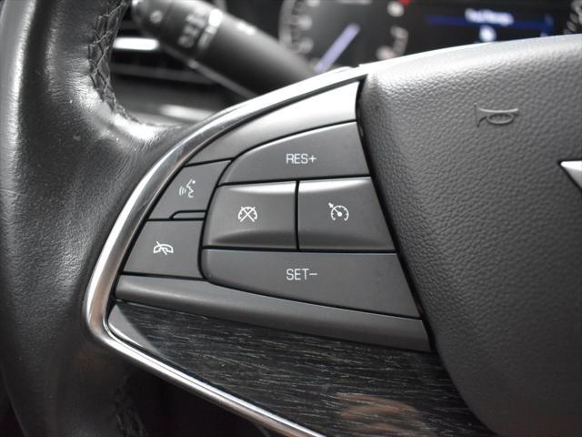 used 2023 Cadillac XT5 car, priced at $28,980