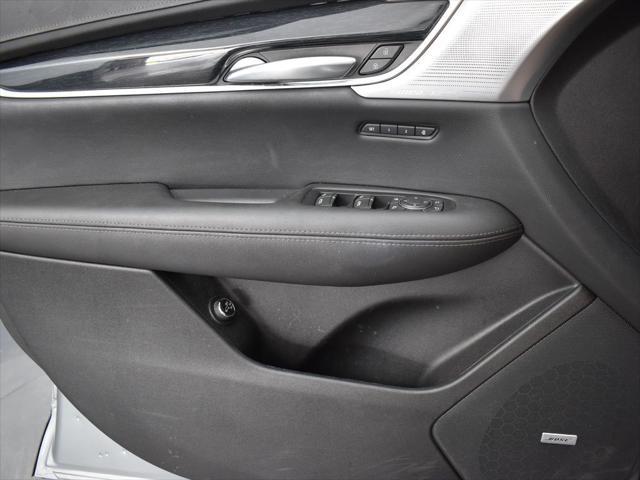 used 2023 Cadillac XT5 car, priced at $29,800