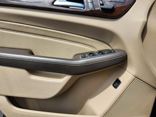 used 2014 Mercedes-Benz M-Class car, priced at $13,000