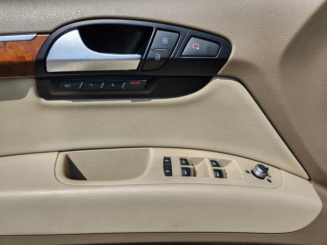 used 2015 Audi Q7 car, priced at $9,300