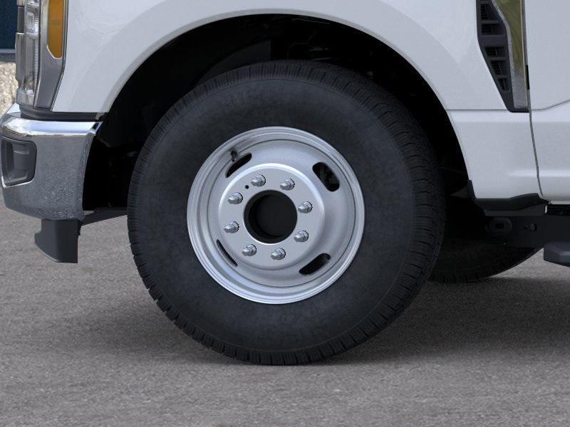 new 2025 Ford F-350 car, priced at $59,280