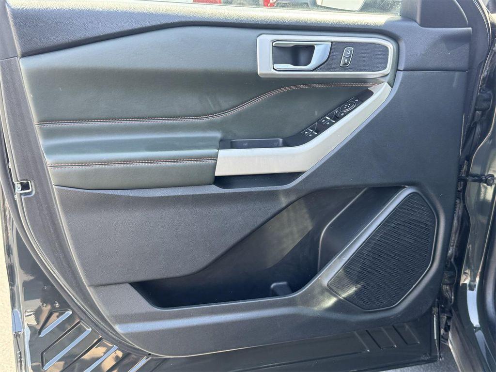 used 2022 Ford Explorer car, priced at $31,372