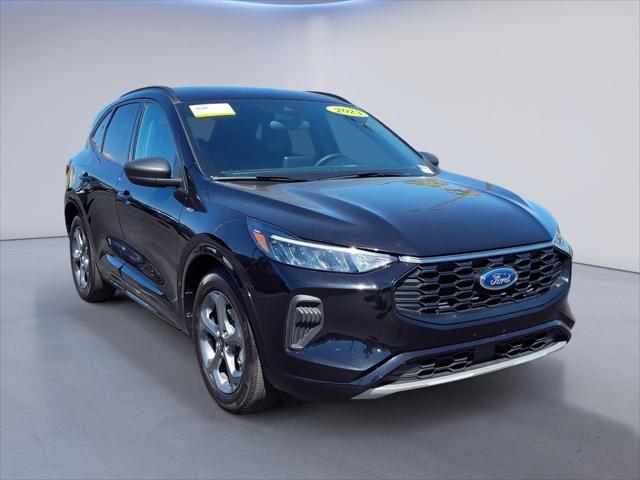 used 2023 Ford Escape car, priced at $22,000