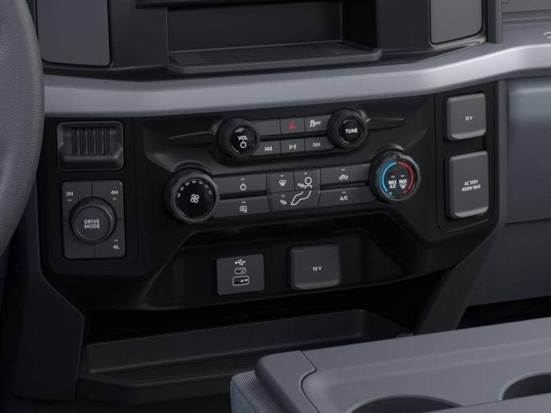 new 2025 Ford F-350 car, priced at $59,425