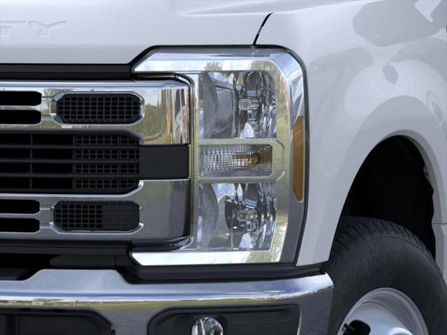 new 2025 Ford F-350 car, priced at $59,425