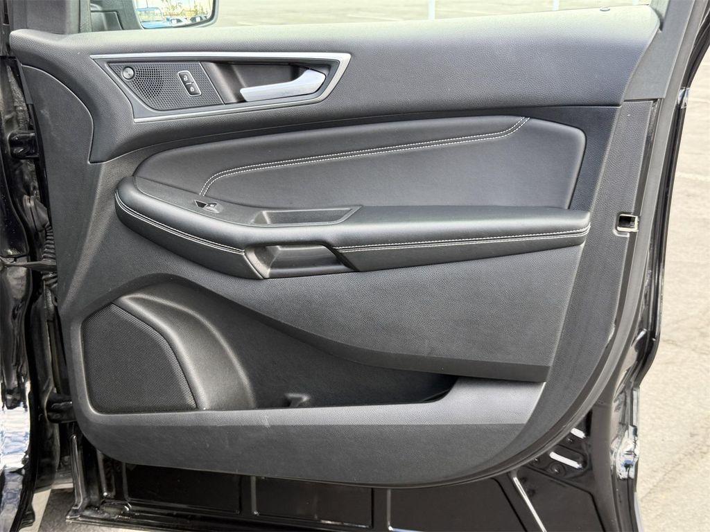 used 2024 Ford Edge car, priced at $28,995