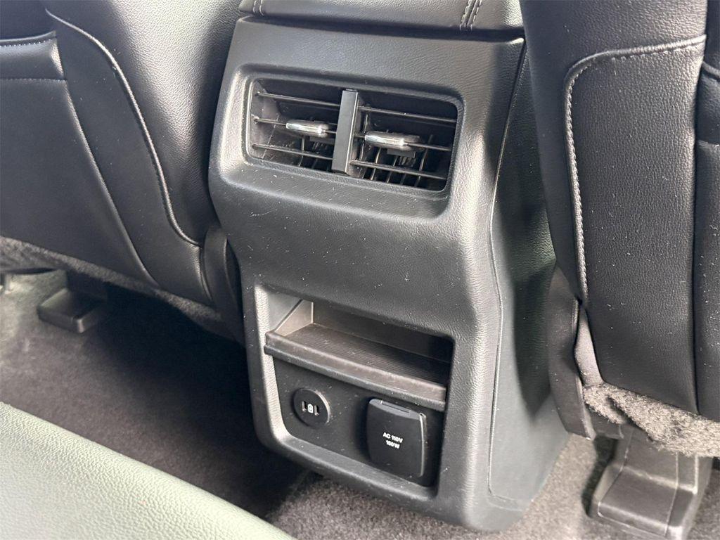 used 2024 Ford Edge car, priced at $28,995
