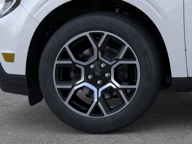 new 2025 Ford Maverick car, priced at $40,424