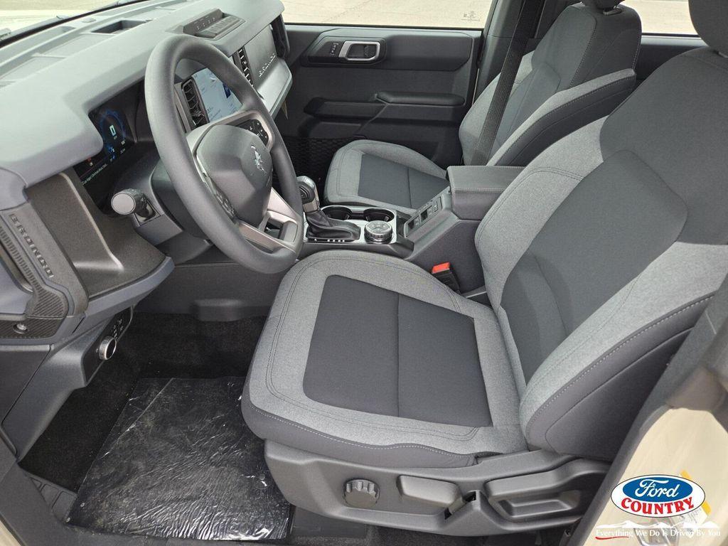 new 2025 Ford Bronco car, priced at $52,133