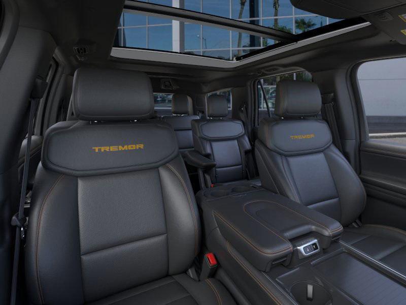 new 2025 Ford Expedition car, priced at $85,765