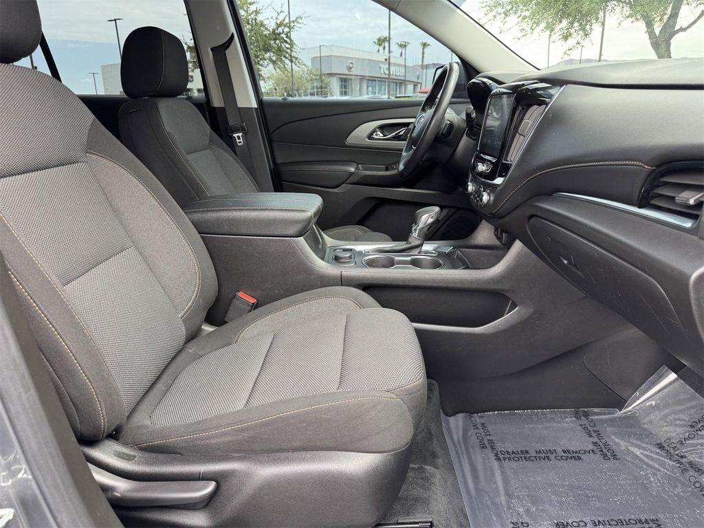 used 2021 Chevrolet Traverse car, priced at $24,995