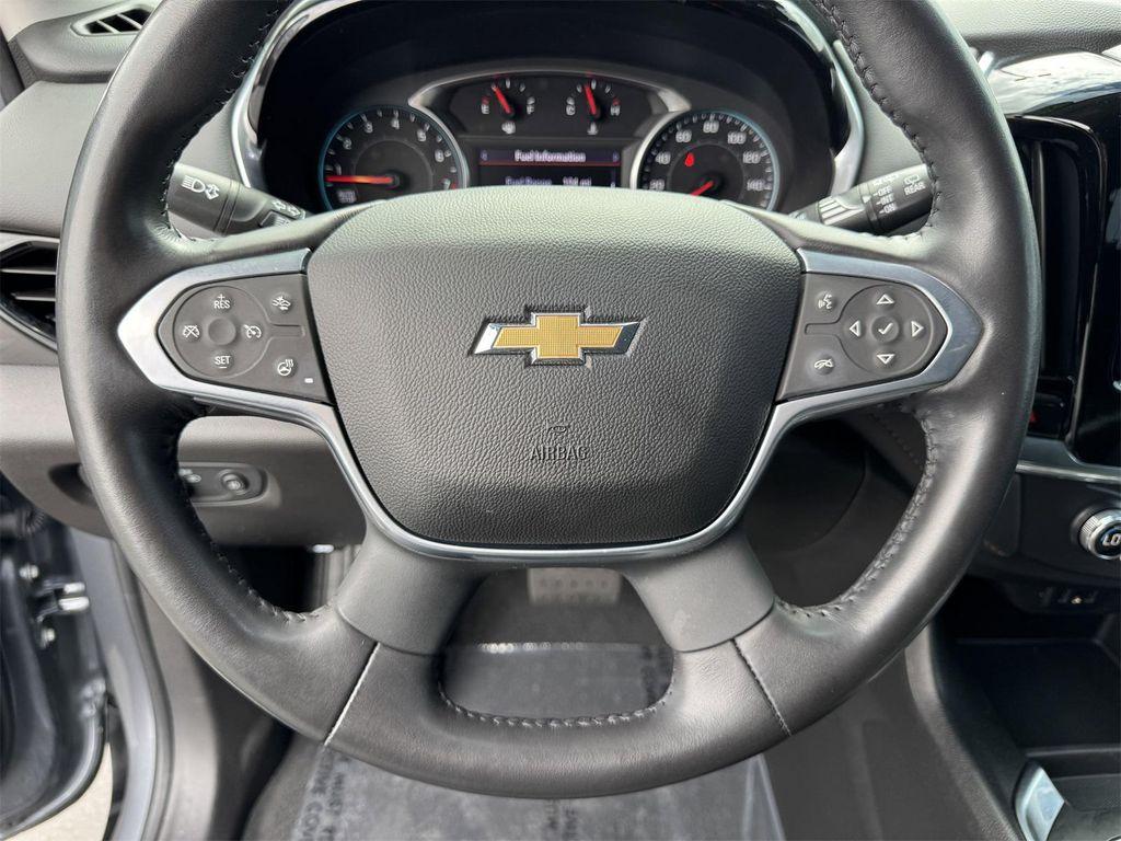 used 2021 Chevrolet Traverse car, priced at $24,995